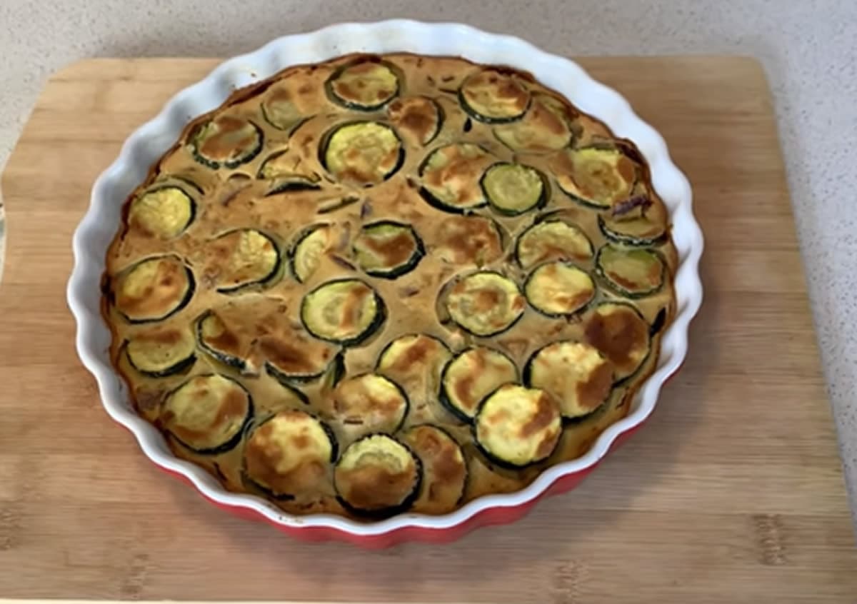 Scarpaccia De Courgettes Un Plat Savoureux De La Cuisine Italienne