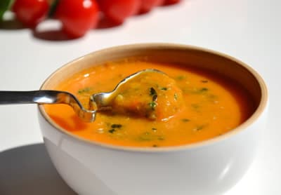 Soupe De Tomate Avec Thermomix Recette Facile A La Maison