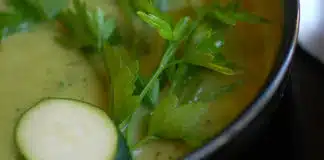 Soupe courgettes et persil au cookeo