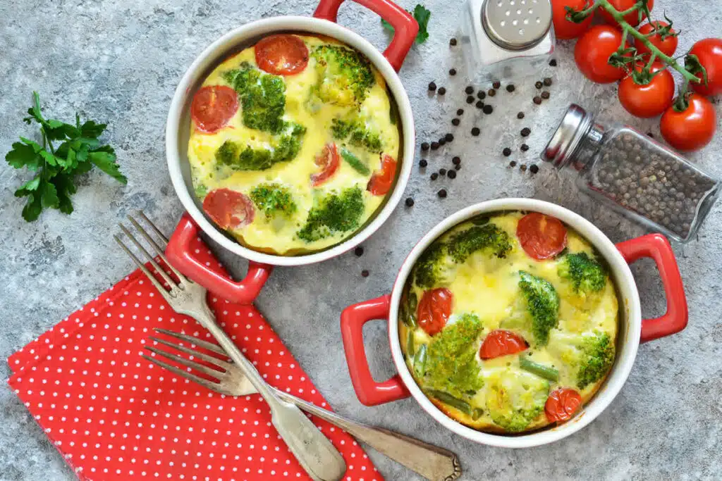 Gratin de brocolis et tomates à la béchamel