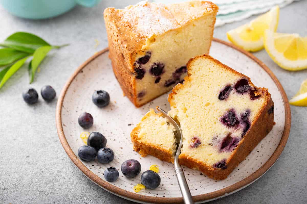 Quatre Quarts Au Citron Et Aux Bleuets Un Cake Moelleux Et Savoureux