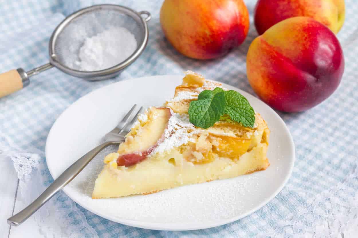 Clafoutis Aux Pêches Un Dessert Savoureux Et Facile