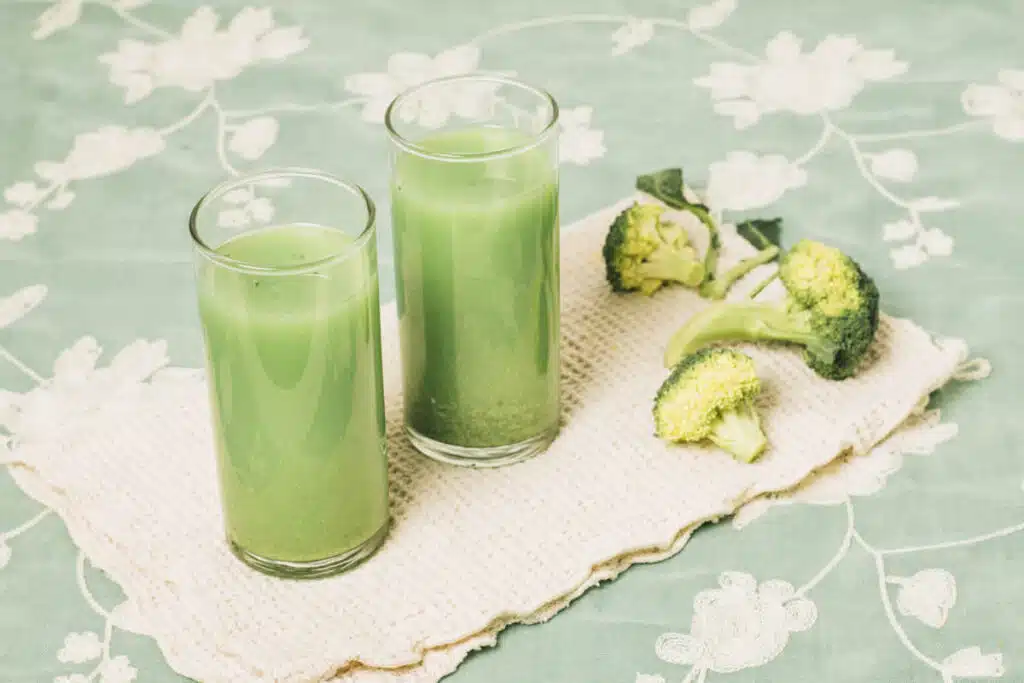 Smoothie vert au brocoli