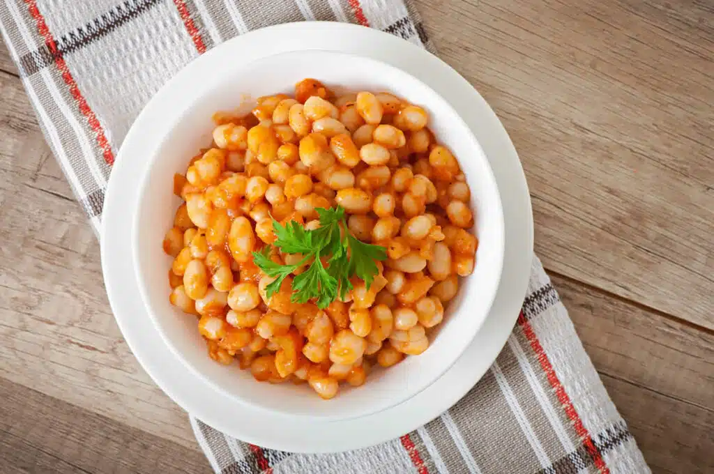 Haricots blancs à la tomate