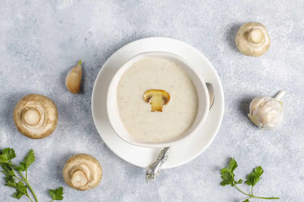 Soupe crémeuse aux champignons