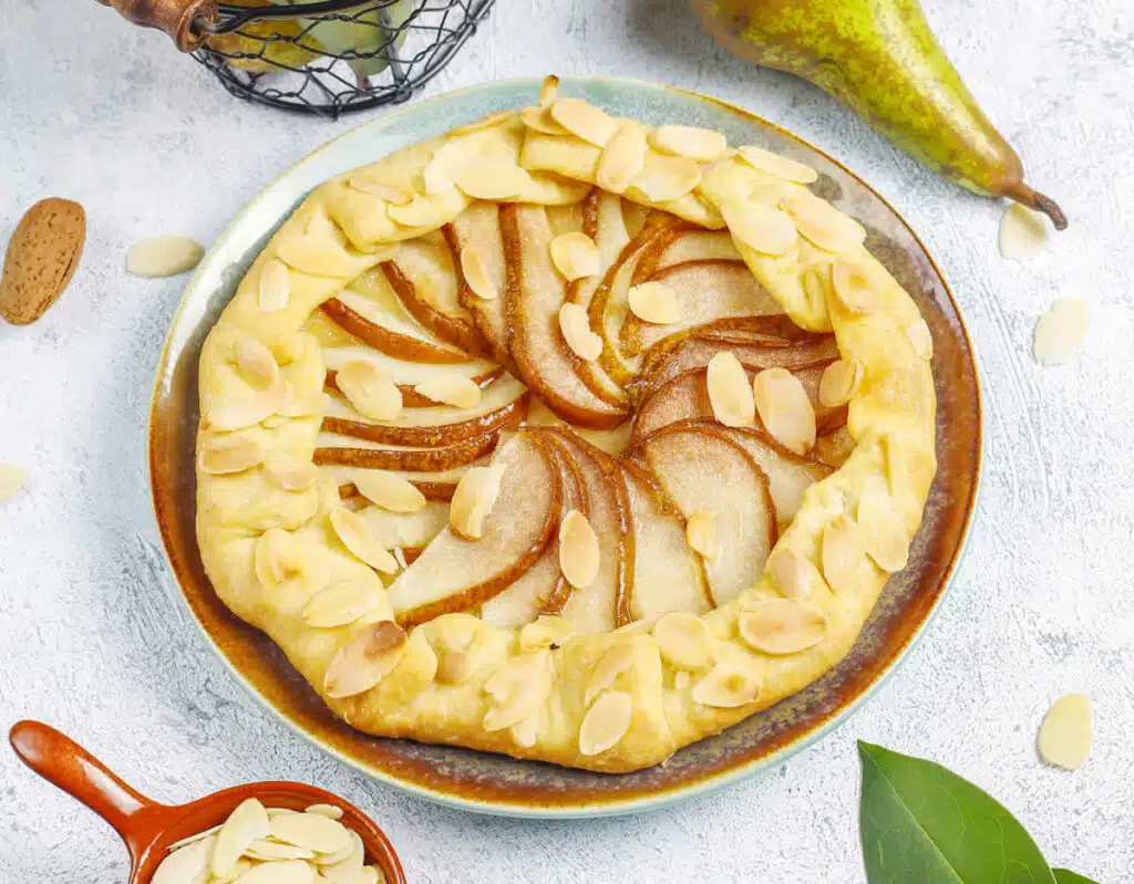 Tarte aux poires et amandes