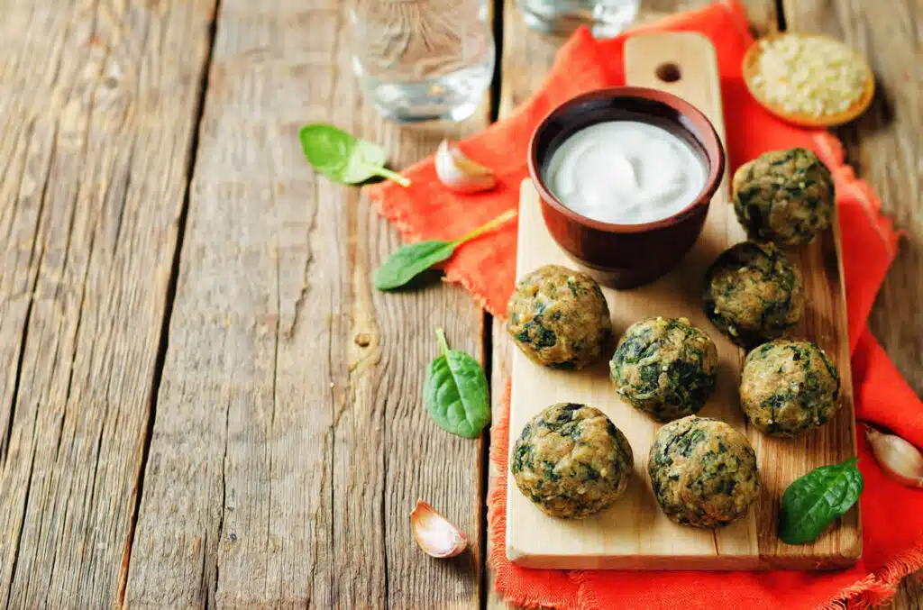 Boulettes de fromage et épinards