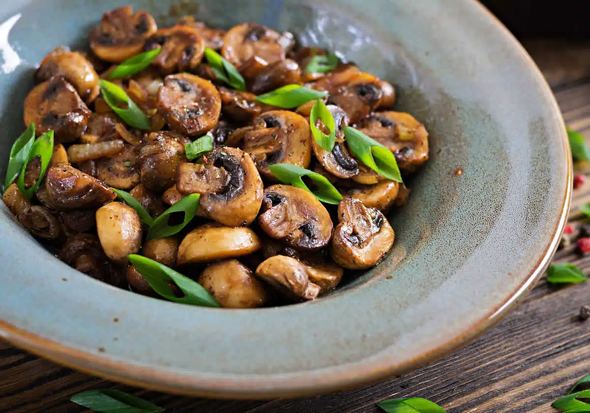 Poêlée de champignons et sauce soja