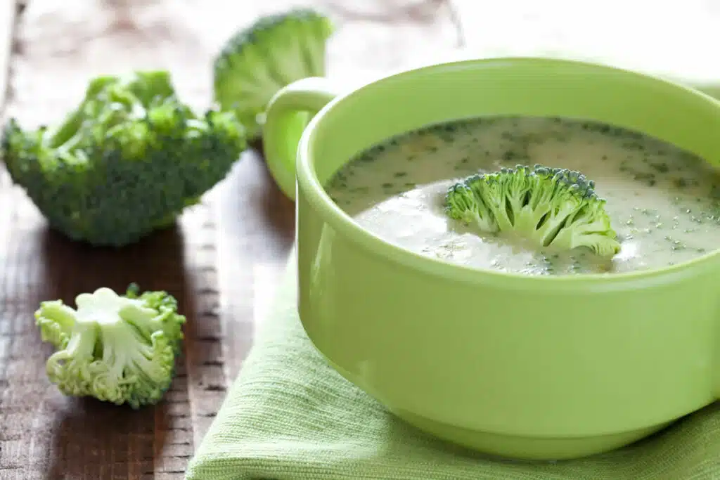 Soupe de brocoli à la crème fraîche