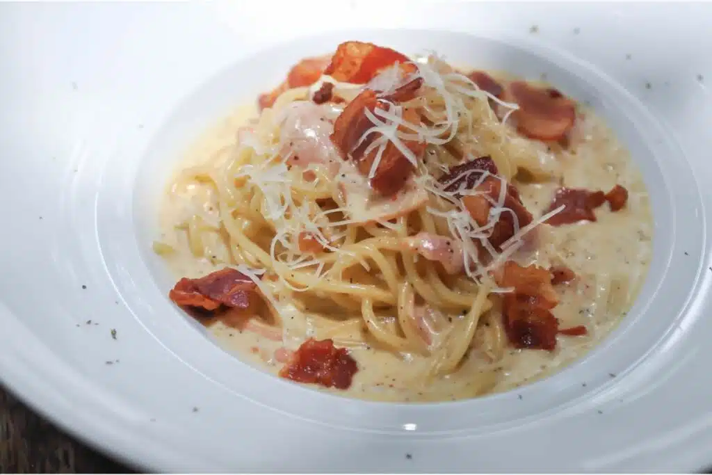 Les Pâtes Carbonara