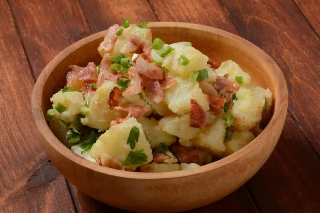 Salade de Pommes de Terre aux Lardons