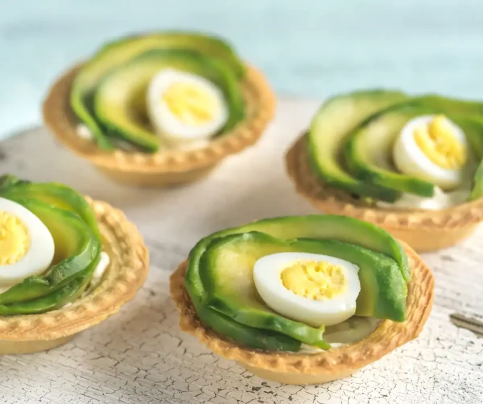 Tartelettes mascarpone avocat œufs