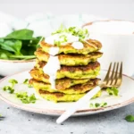 Pancakes de courgettes aux épinards et au parmesan