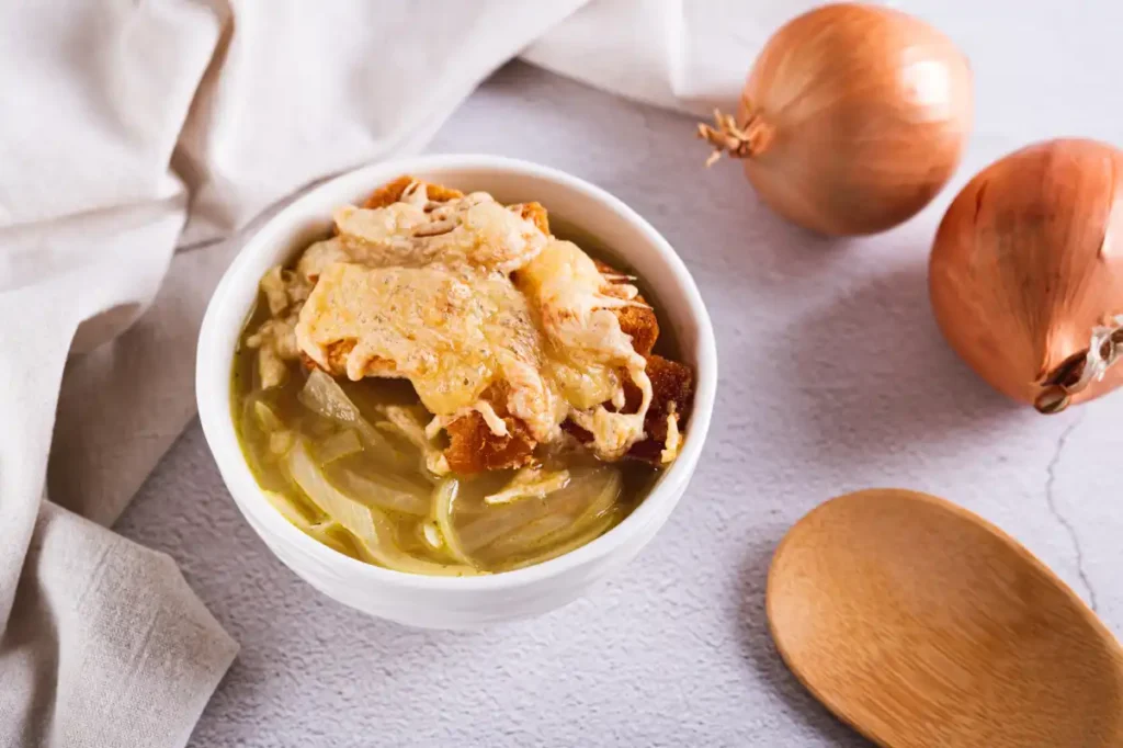 Soupe à l'oignon et vin blanc au Cookeo